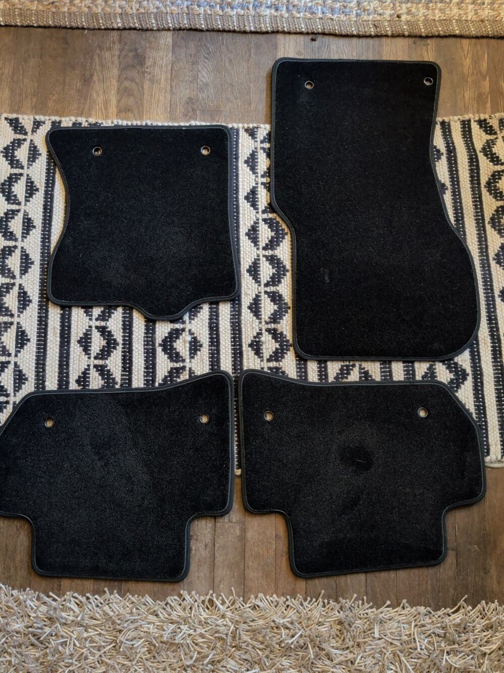 NEW Genuine Jaguar F-Pace Carpet Floor Mats 4 Piece Set Black MK8M130A22BB0PPS